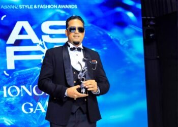 Aly Allibhai Receives Lifetime Achievement Award at Abryanz Style and Fashion Awards
